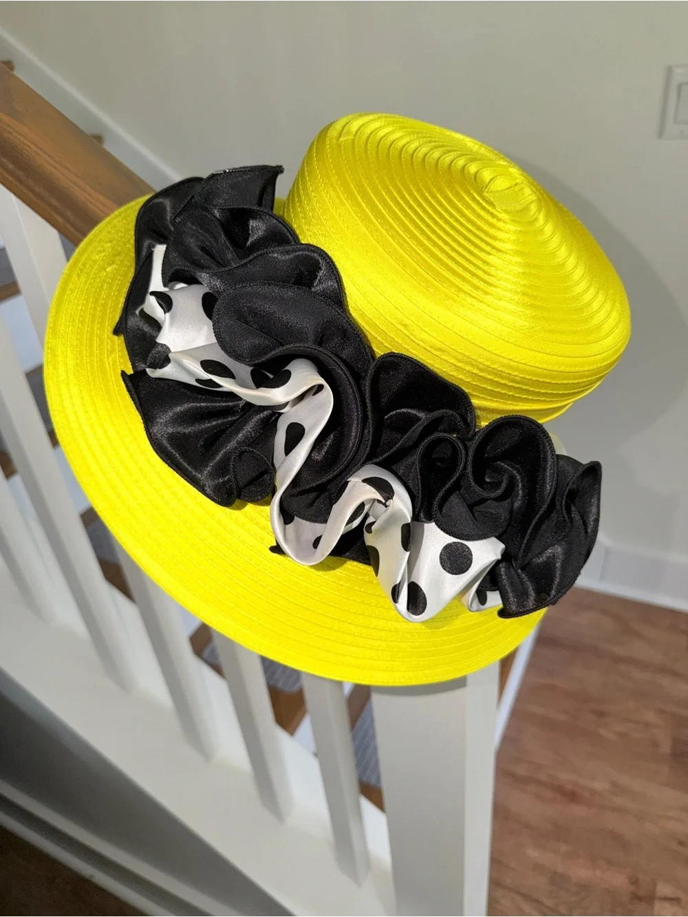 Beautiful Ashro Yellow Wide Brim Church Hat Black White Polka Dot Ruffle Derby